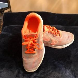 Nikes Shoes - Girls Youth